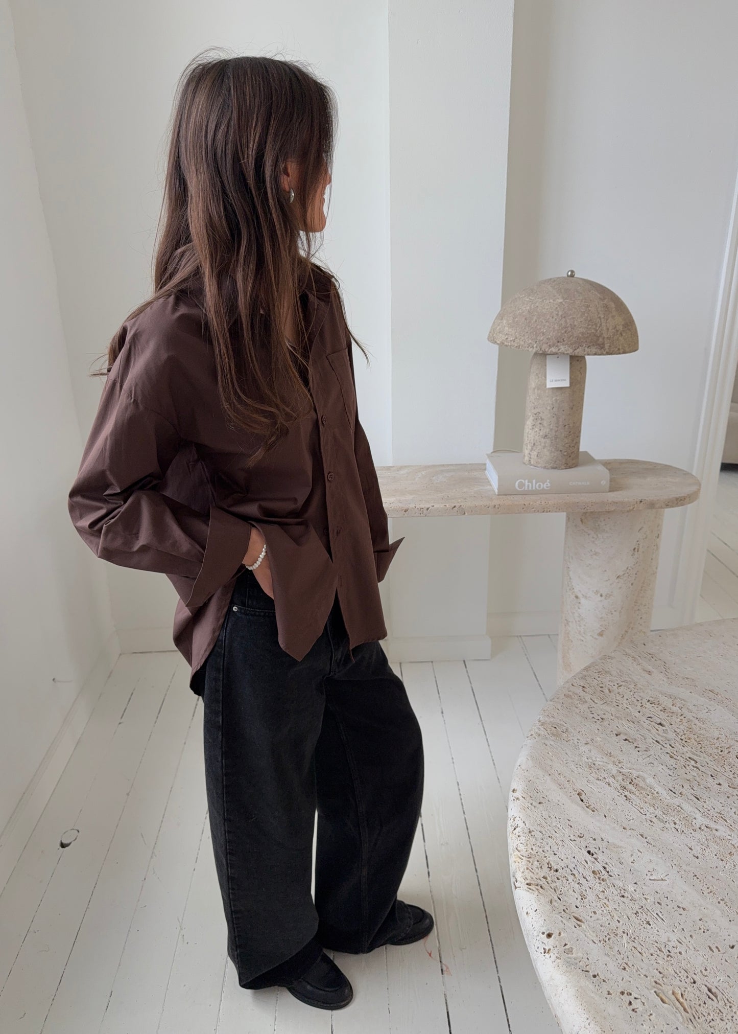 BASIC SKJORTE - Brun