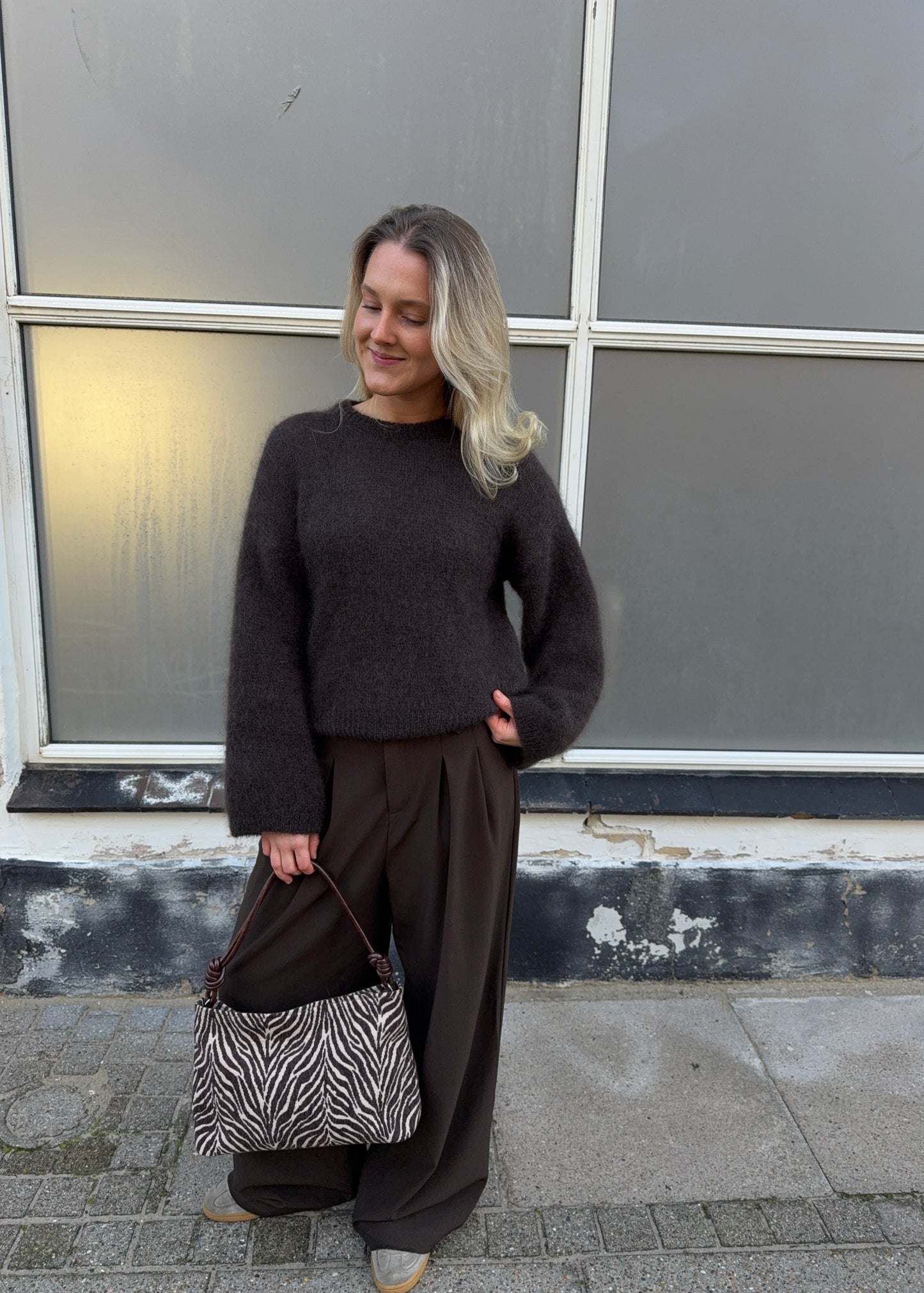 Flora-MAGDA Sweater - Mørkebrun