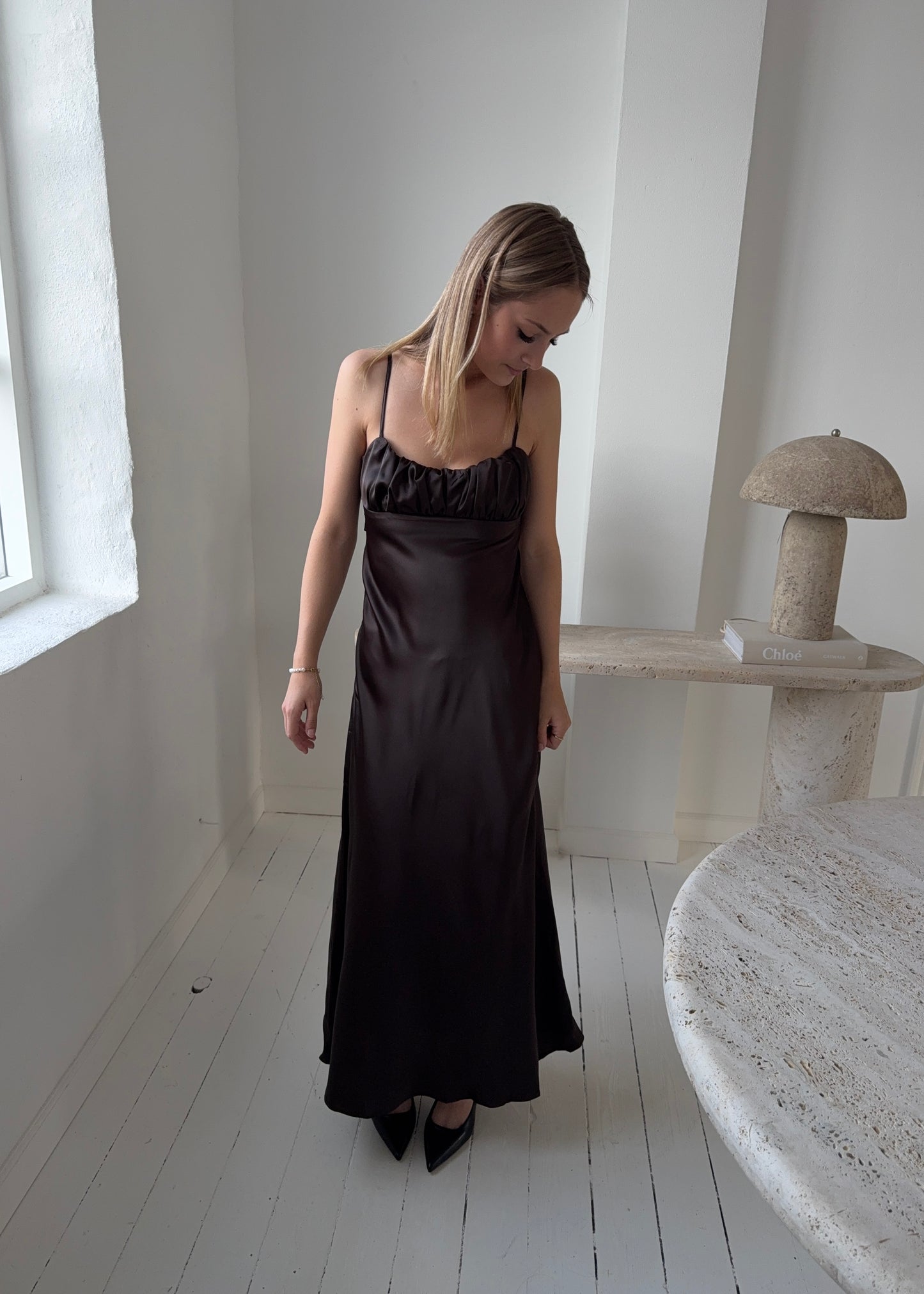 FIONA MAXI DRESS - Brun