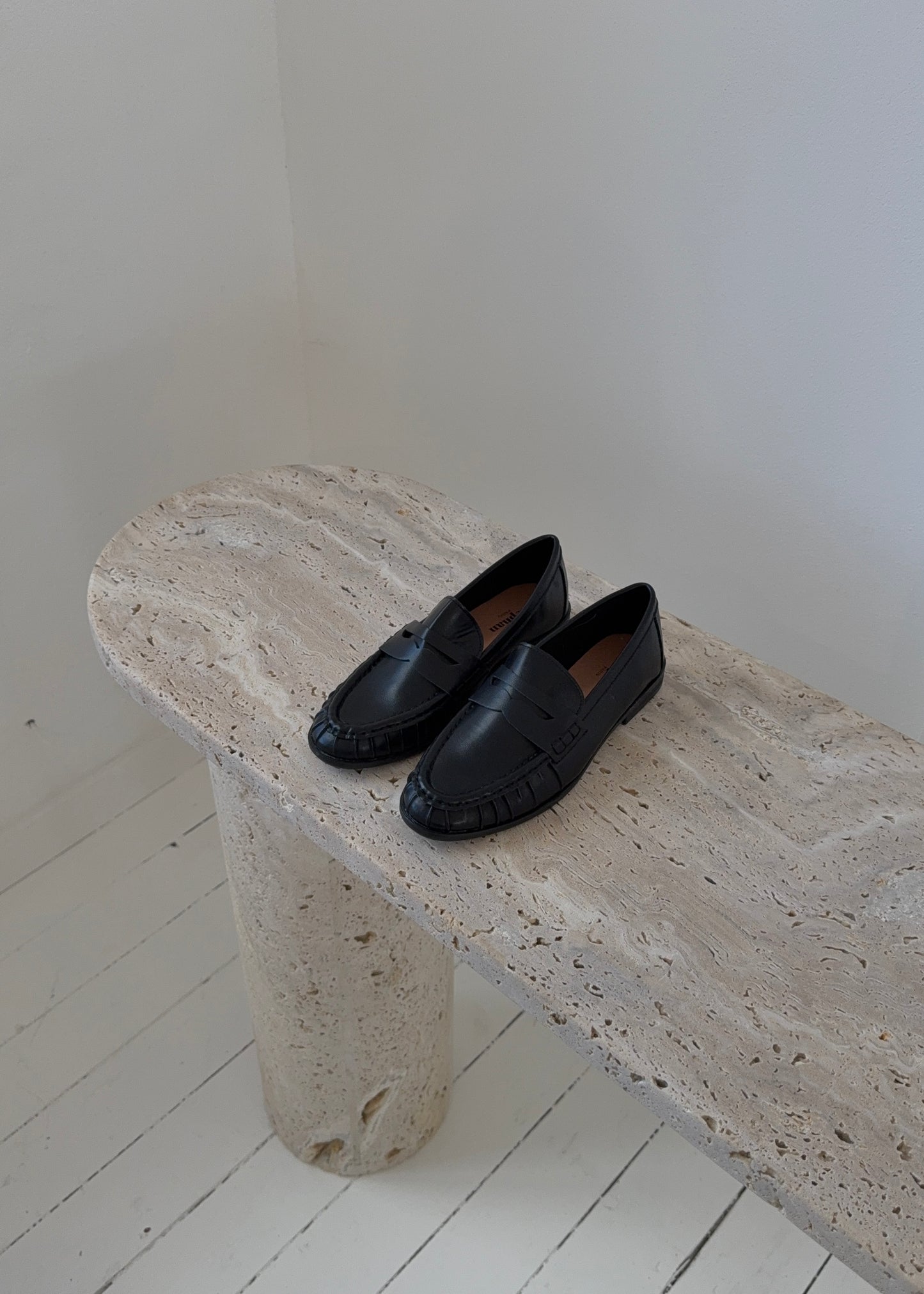SAGA LOAFERS - Sort