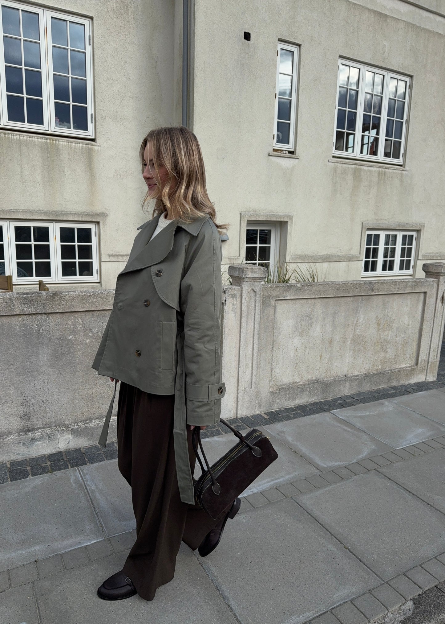 Short-MAGDA Trenchcoat - Grøn
