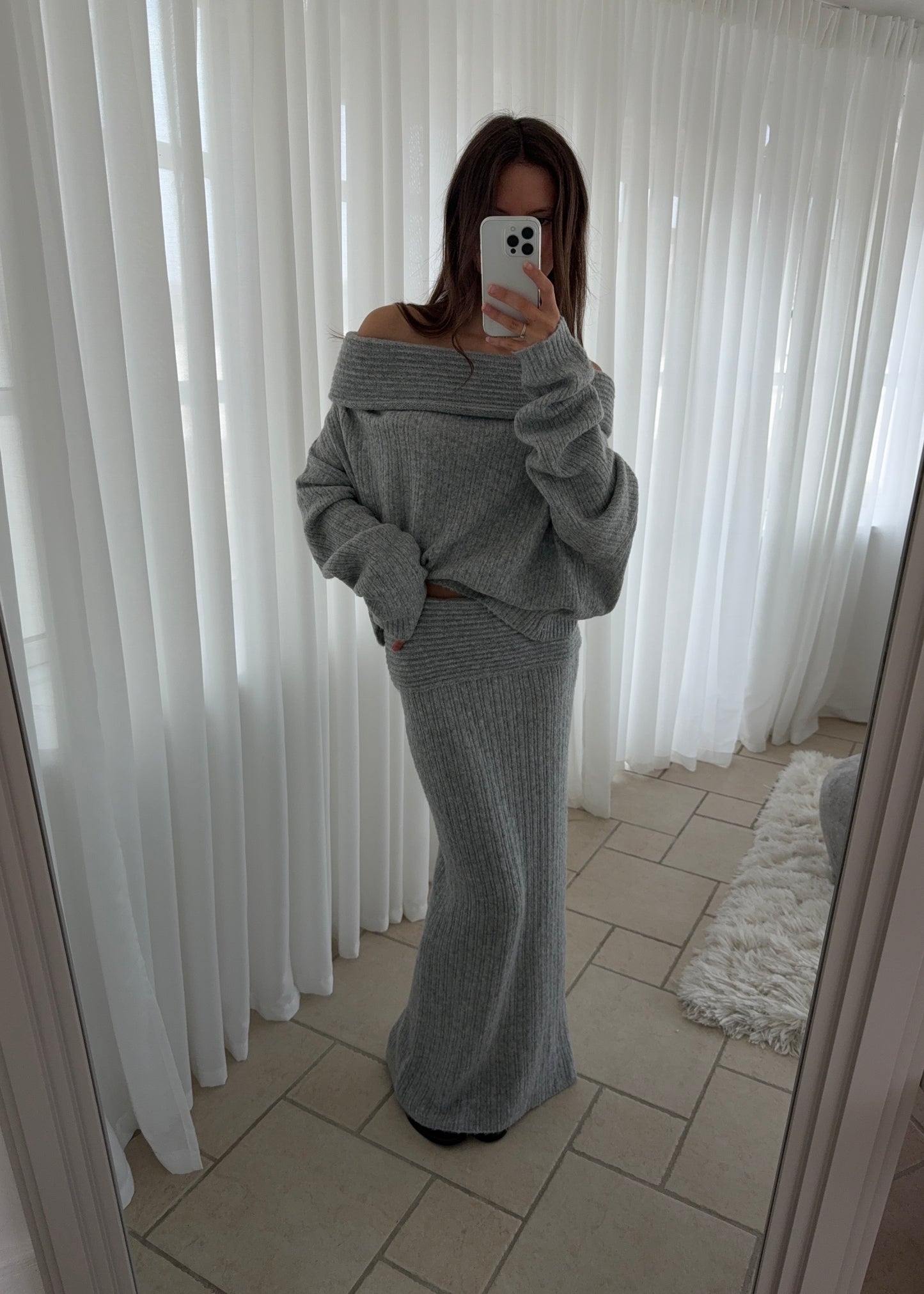FILIPPA KNITSKIRT - Grå