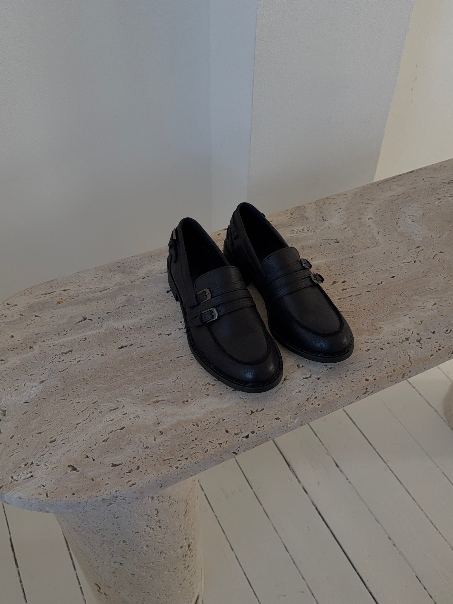 ANNE LOAFERS - Sort