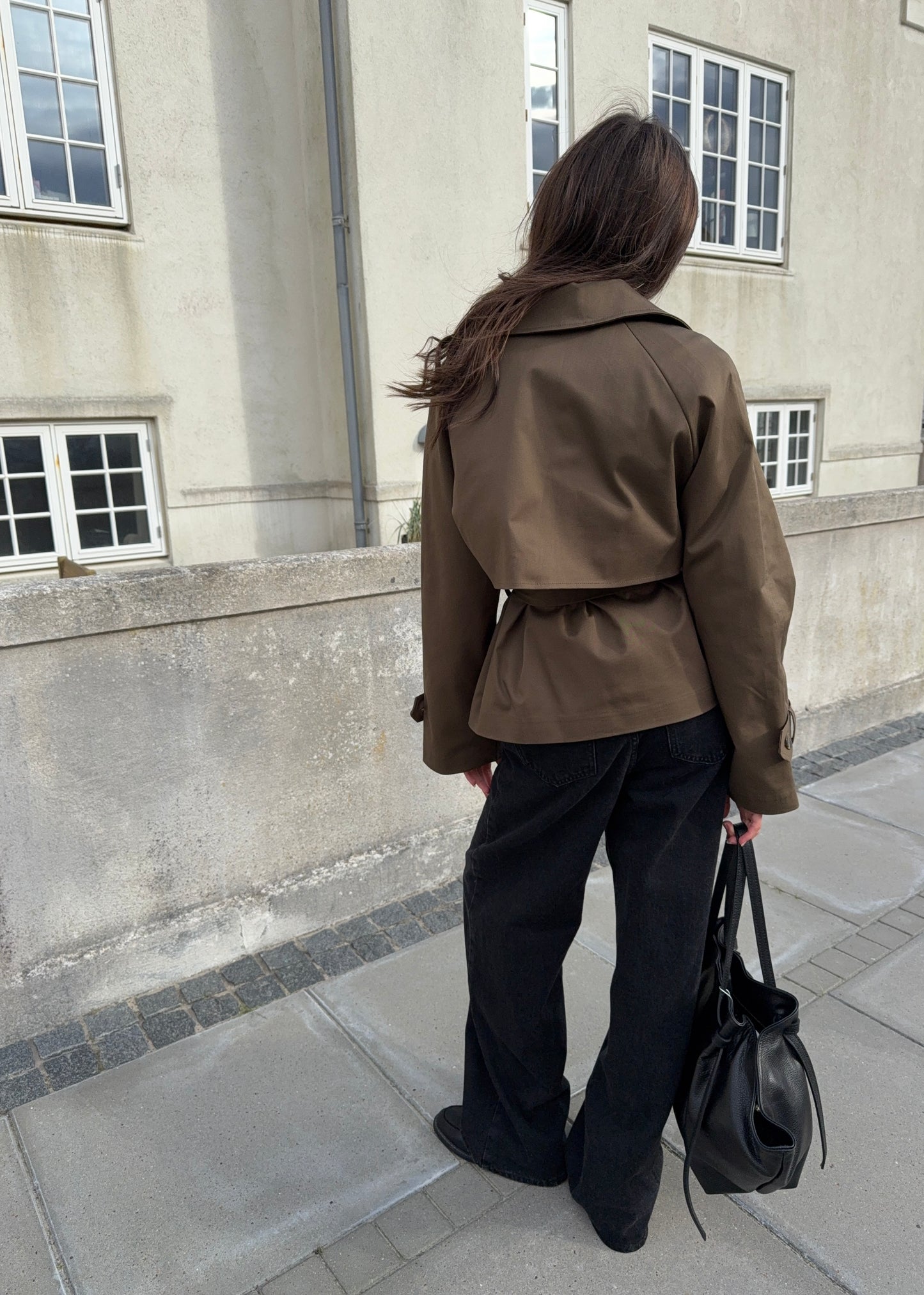 Short-MAGDA Trenchcoat - Brun