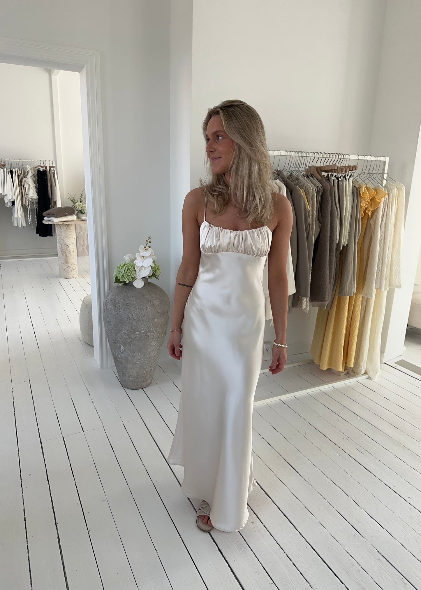 FIONA MAXI DRESS - Cream
