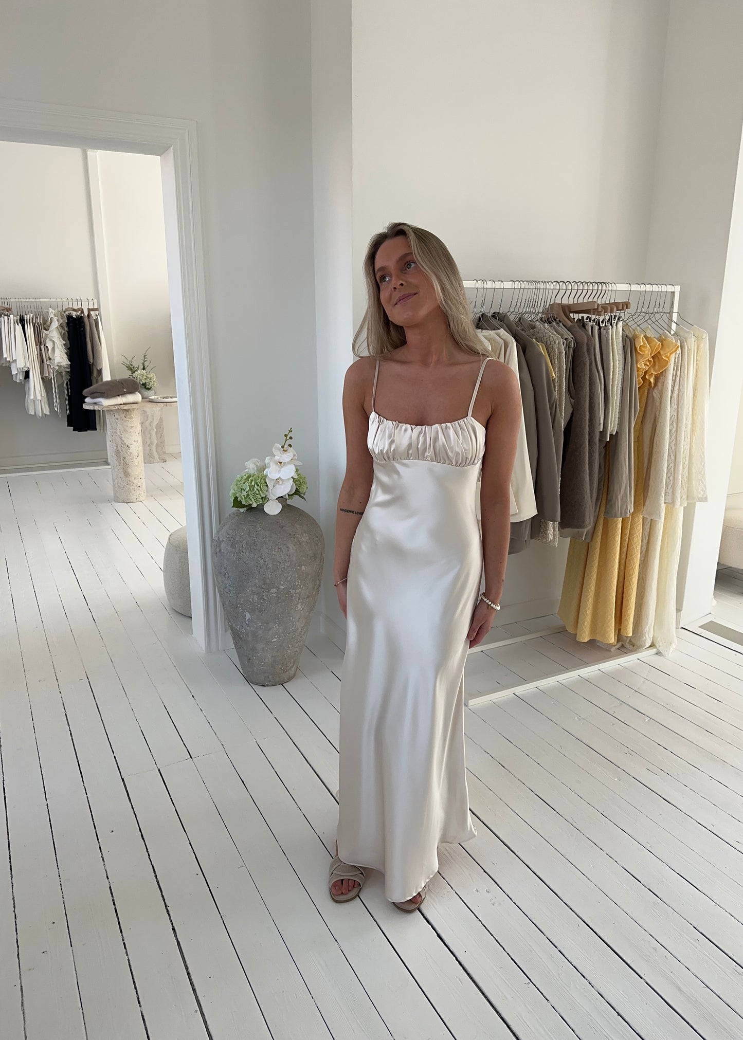 FIONA MAXI DRESS - Cream