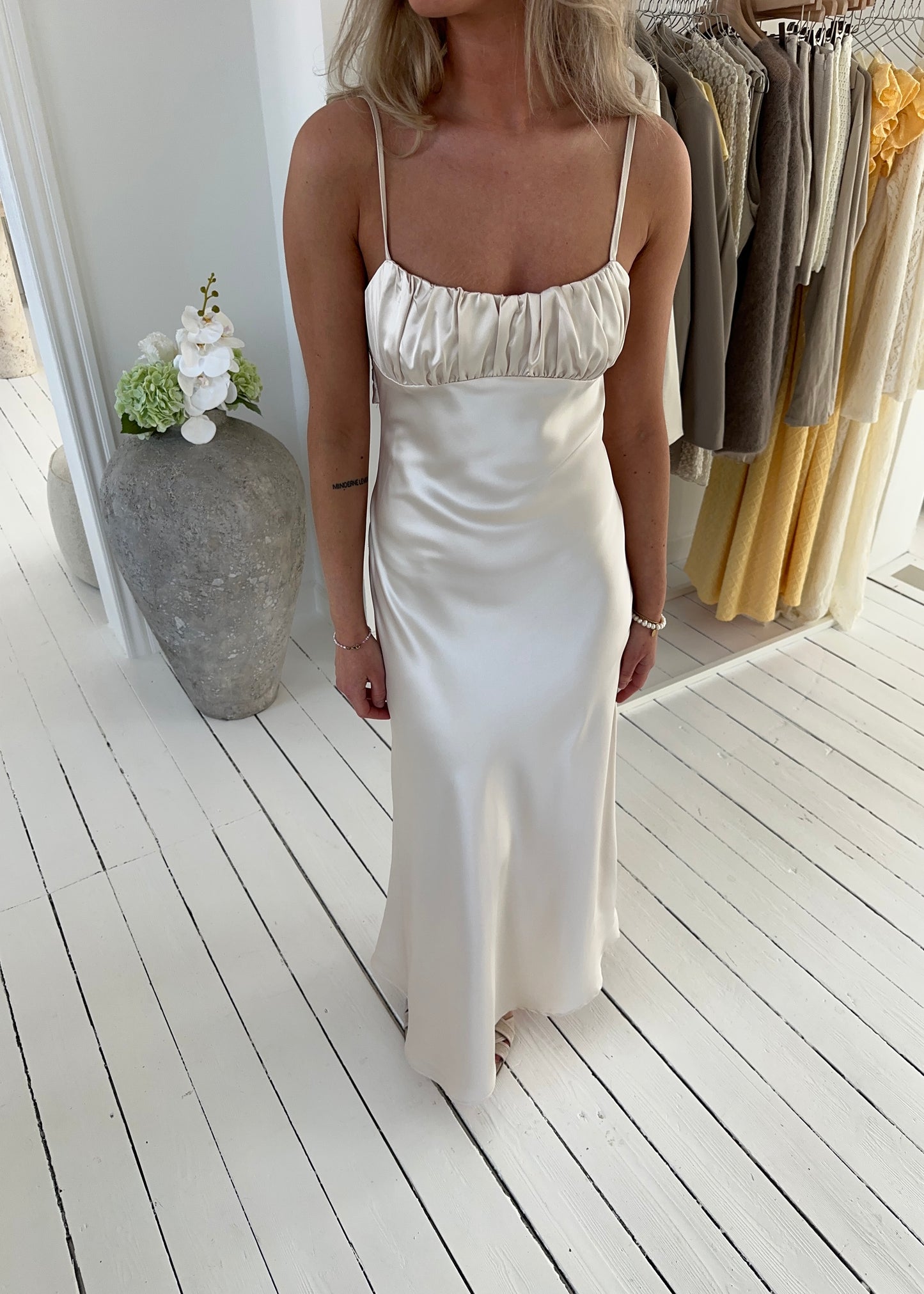 FIONA MAXI DRESS - Cream