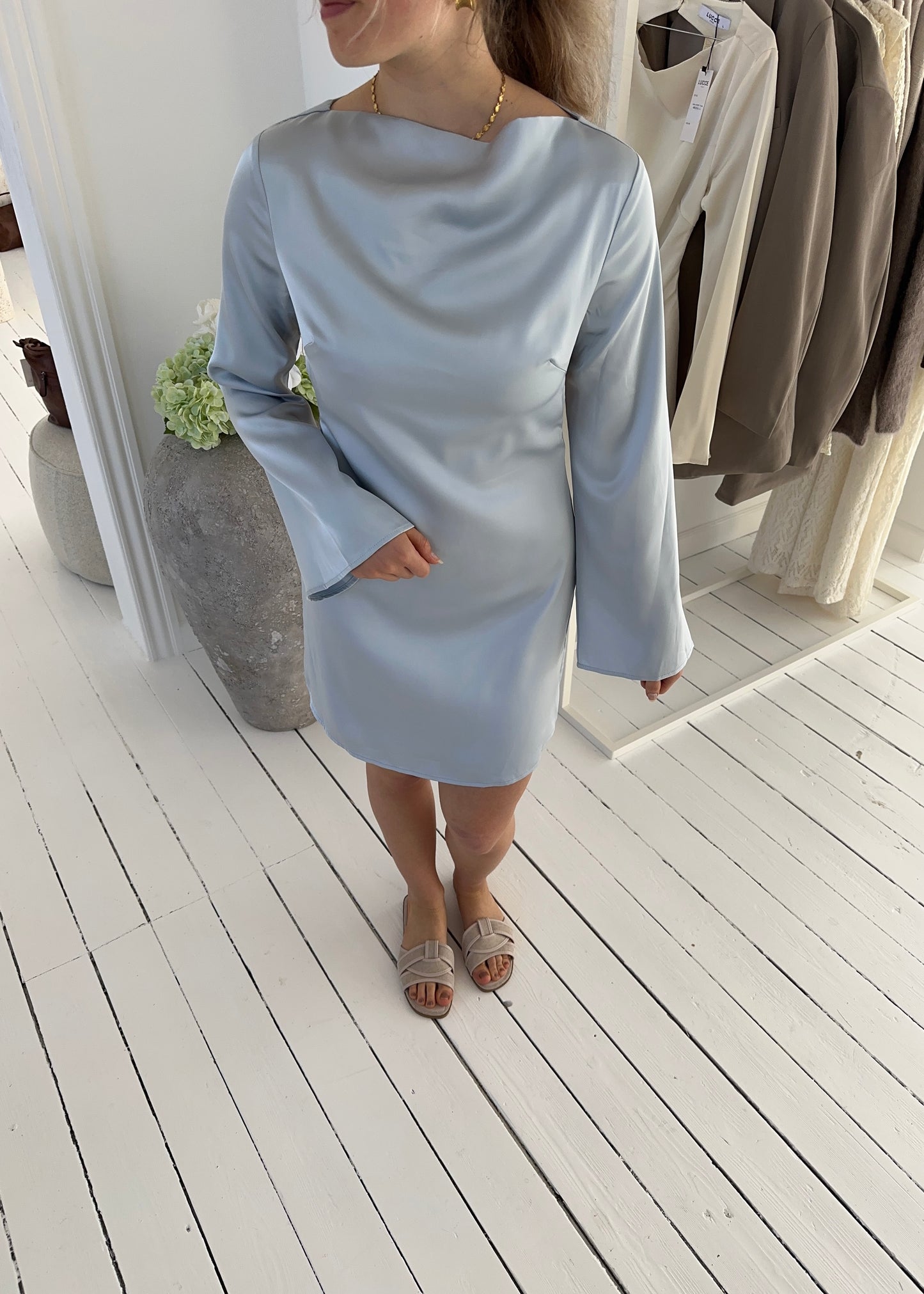 KARLA DRESS - Blå