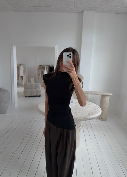 LEONORA TOP - Sort