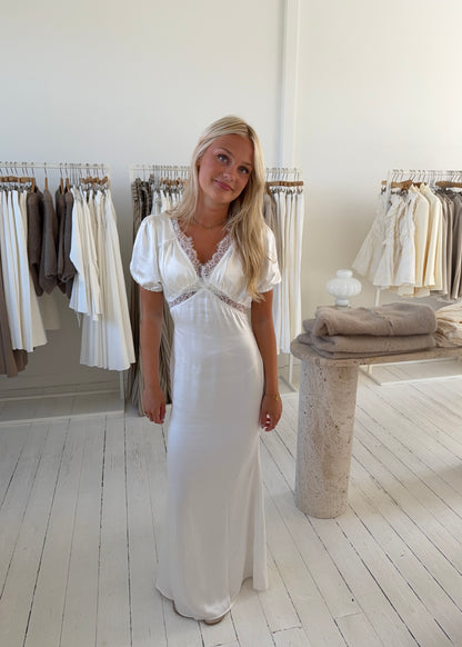 Lola-MAGDA Maxi Dress - Hvid