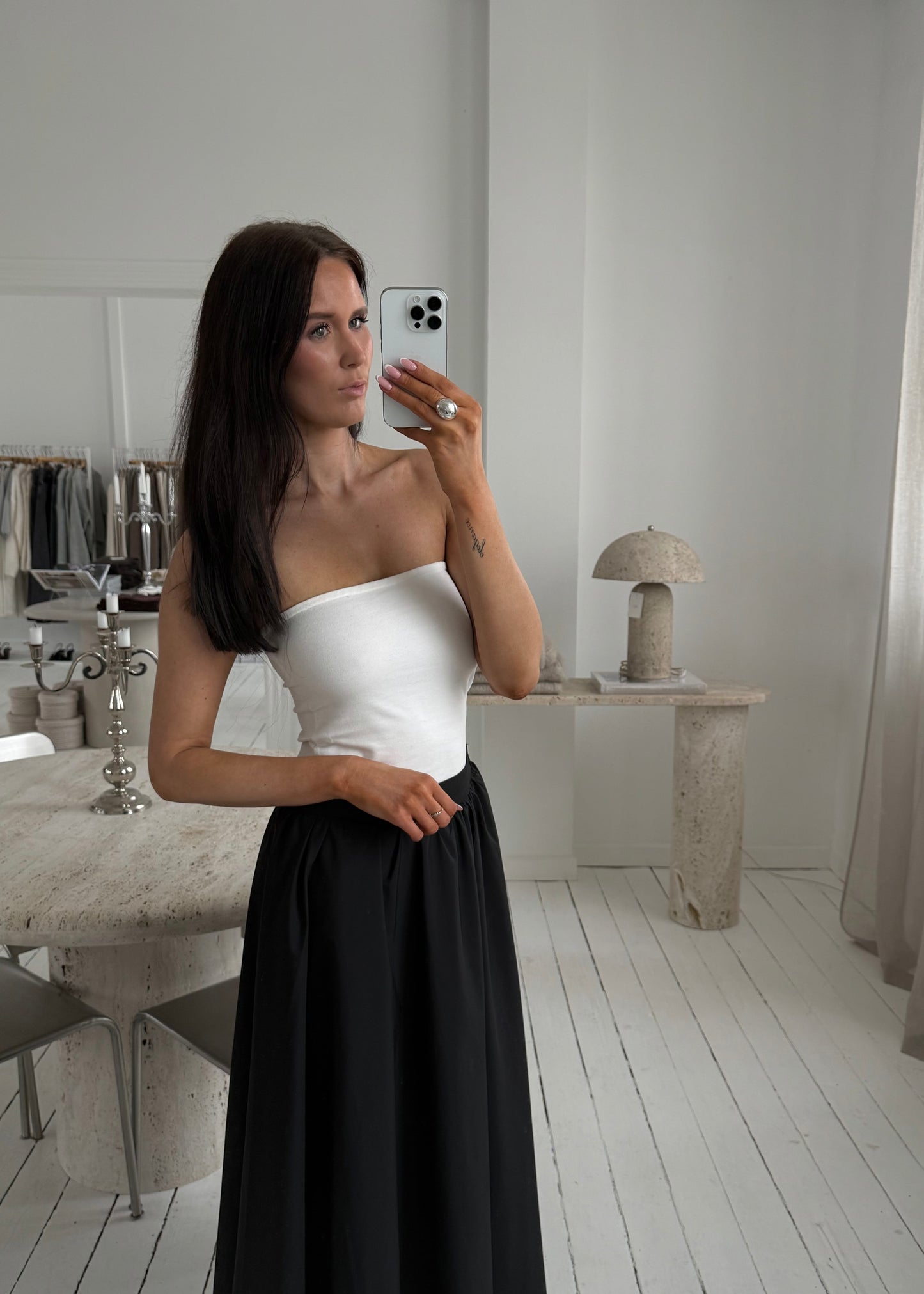 OPHELIA MAXI SKIRT - Sort