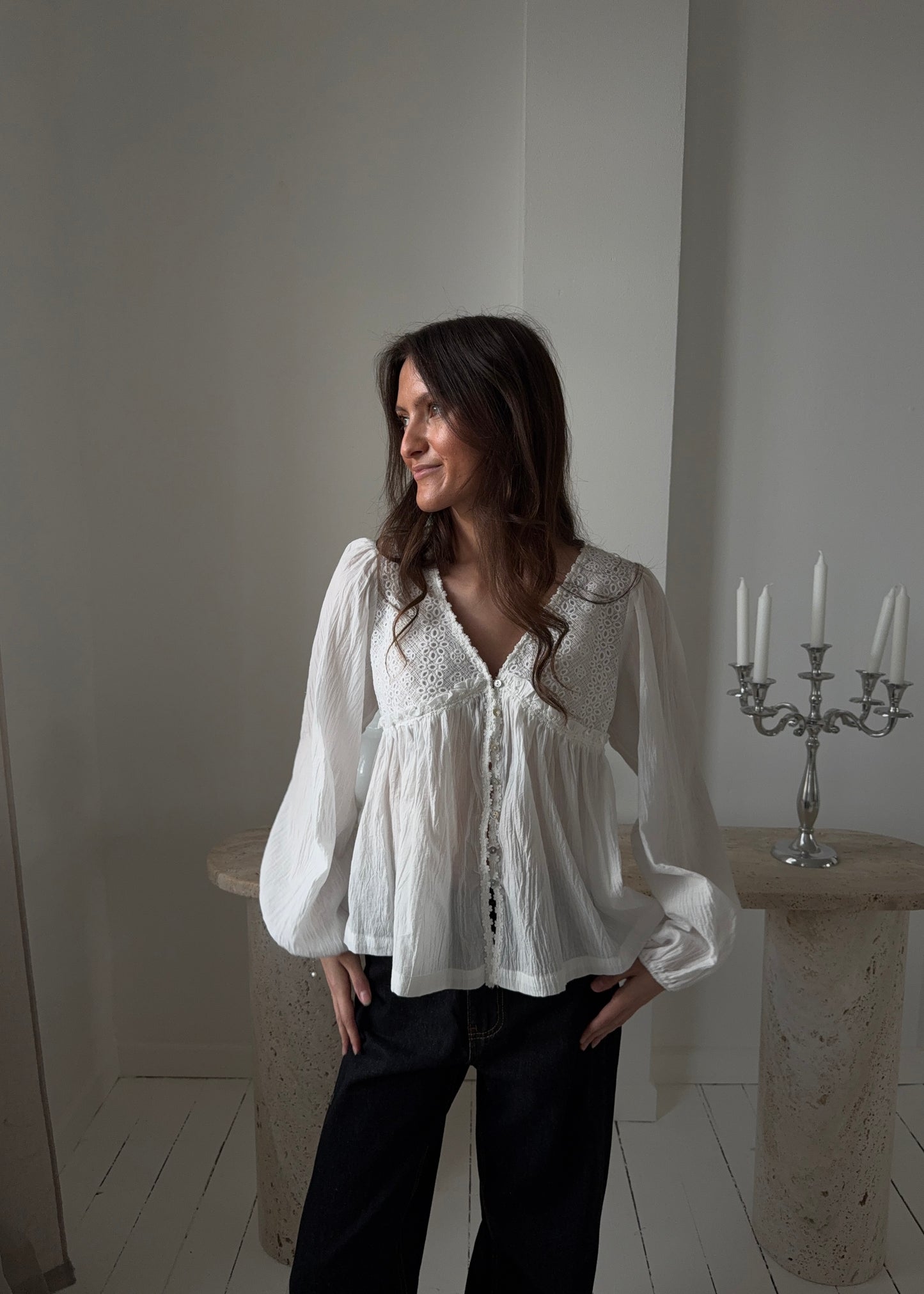 MAGDA SKJORTE - Hvid