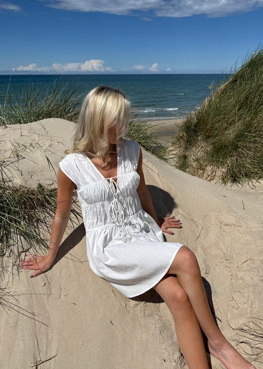 MADICKEN DRESS - Hvid