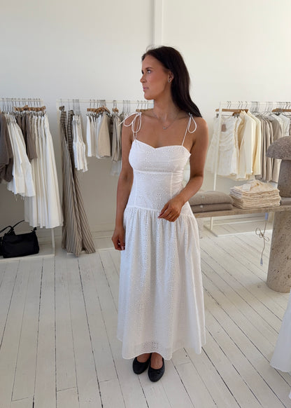 DAGMAR DRESS - Hvid