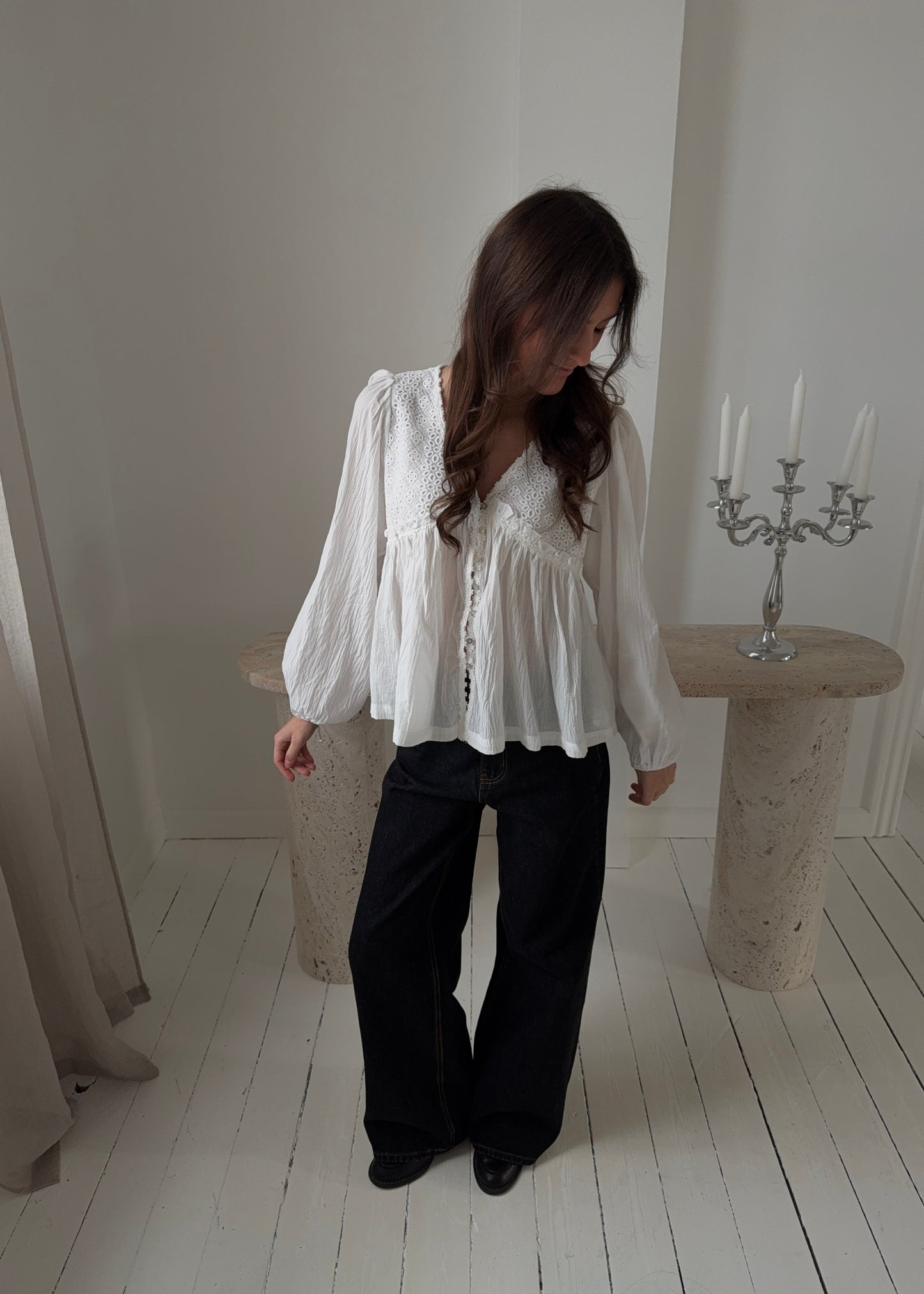 MAGDA SKJORTE - Hvid