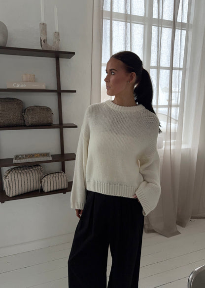 Bella-MAGDA Sweater - Hvid
