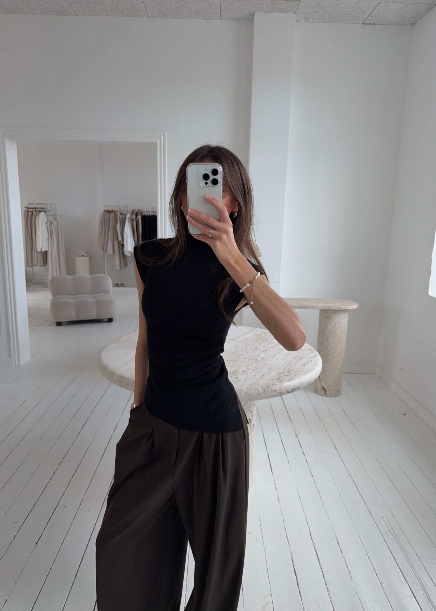LEONORA TOP - Sort