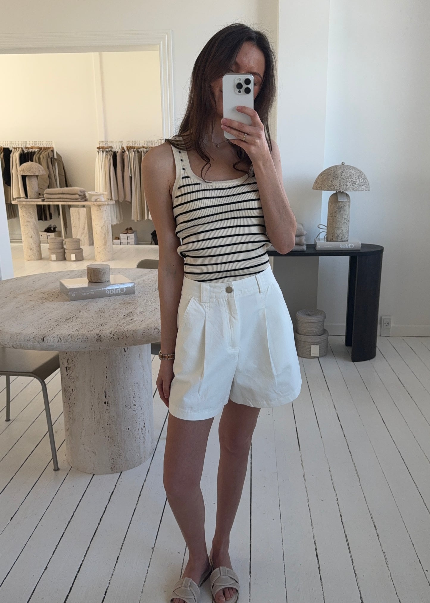 LOUISA SHORTS - Hvid