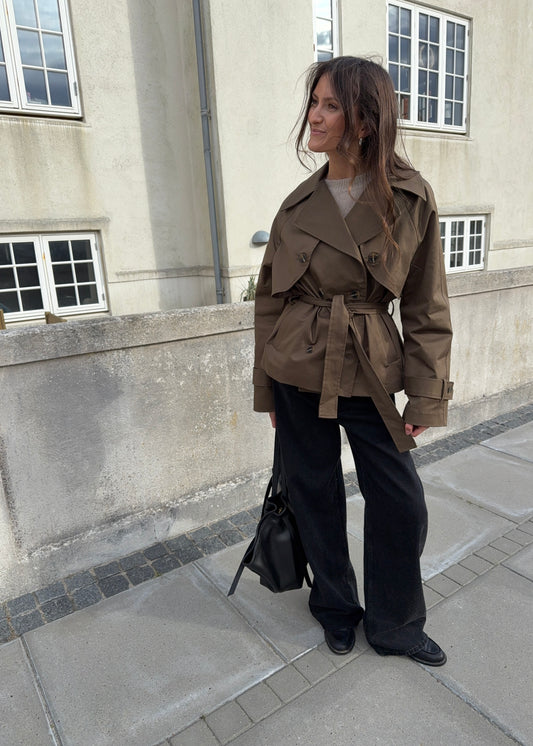 Short-MAGDA Trenchcoat - Brun