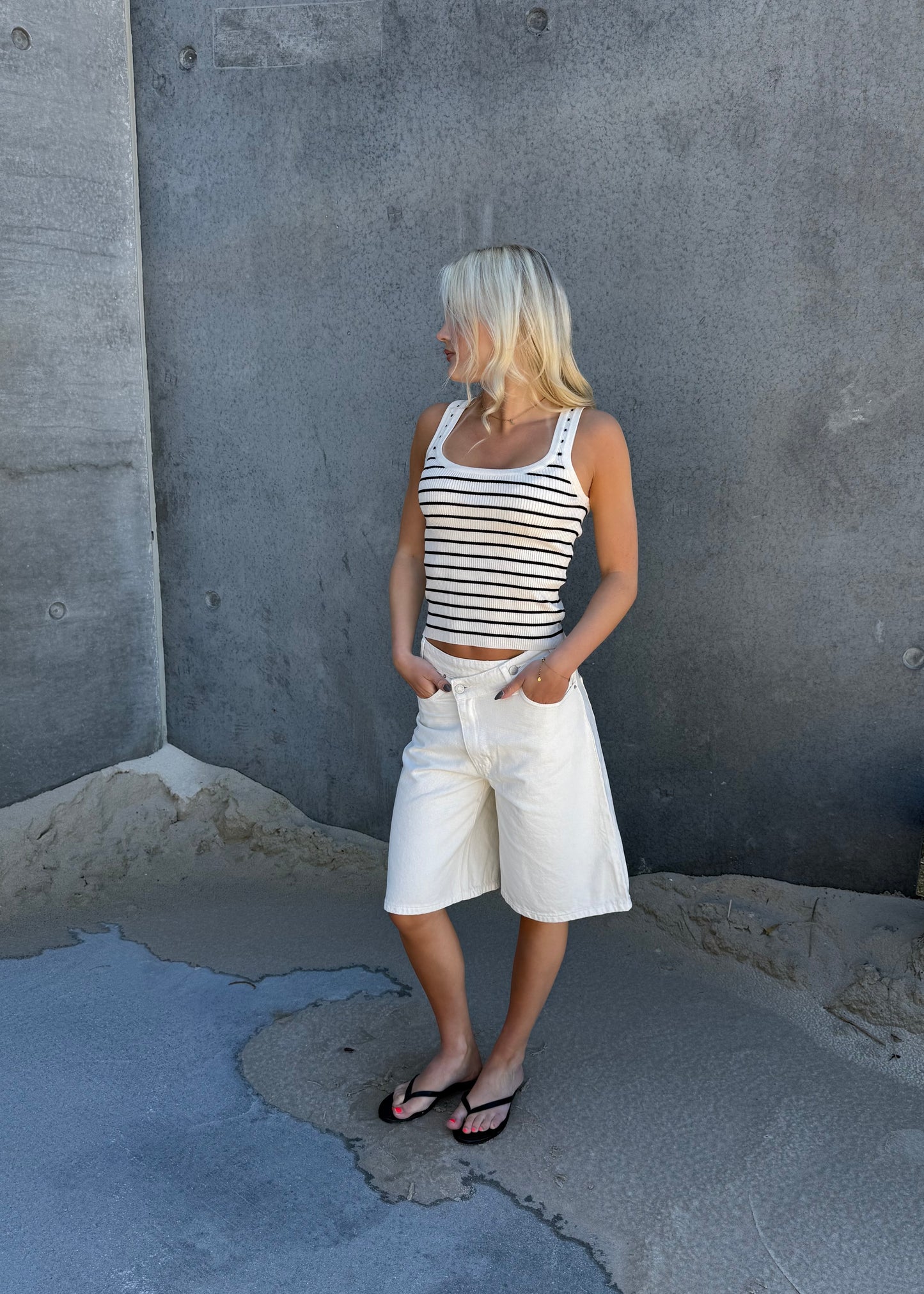 INGVILD SHORTS - Cream