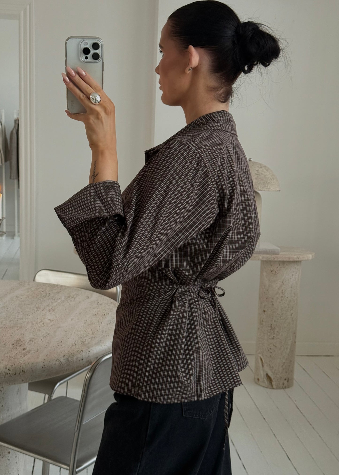 ROSA FITTED SHIRT - Brun