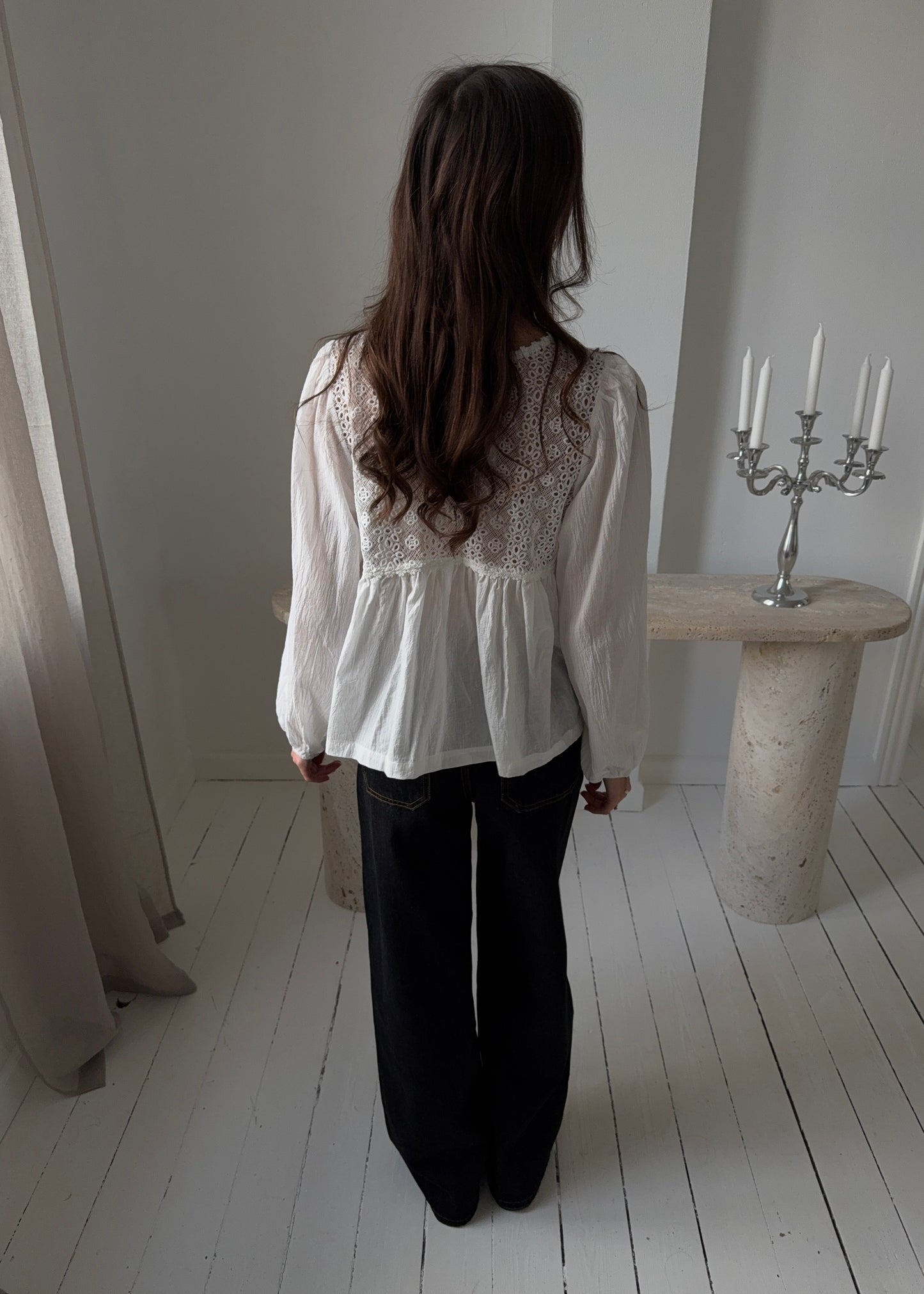 MAGDA SKJORTE - Hvid