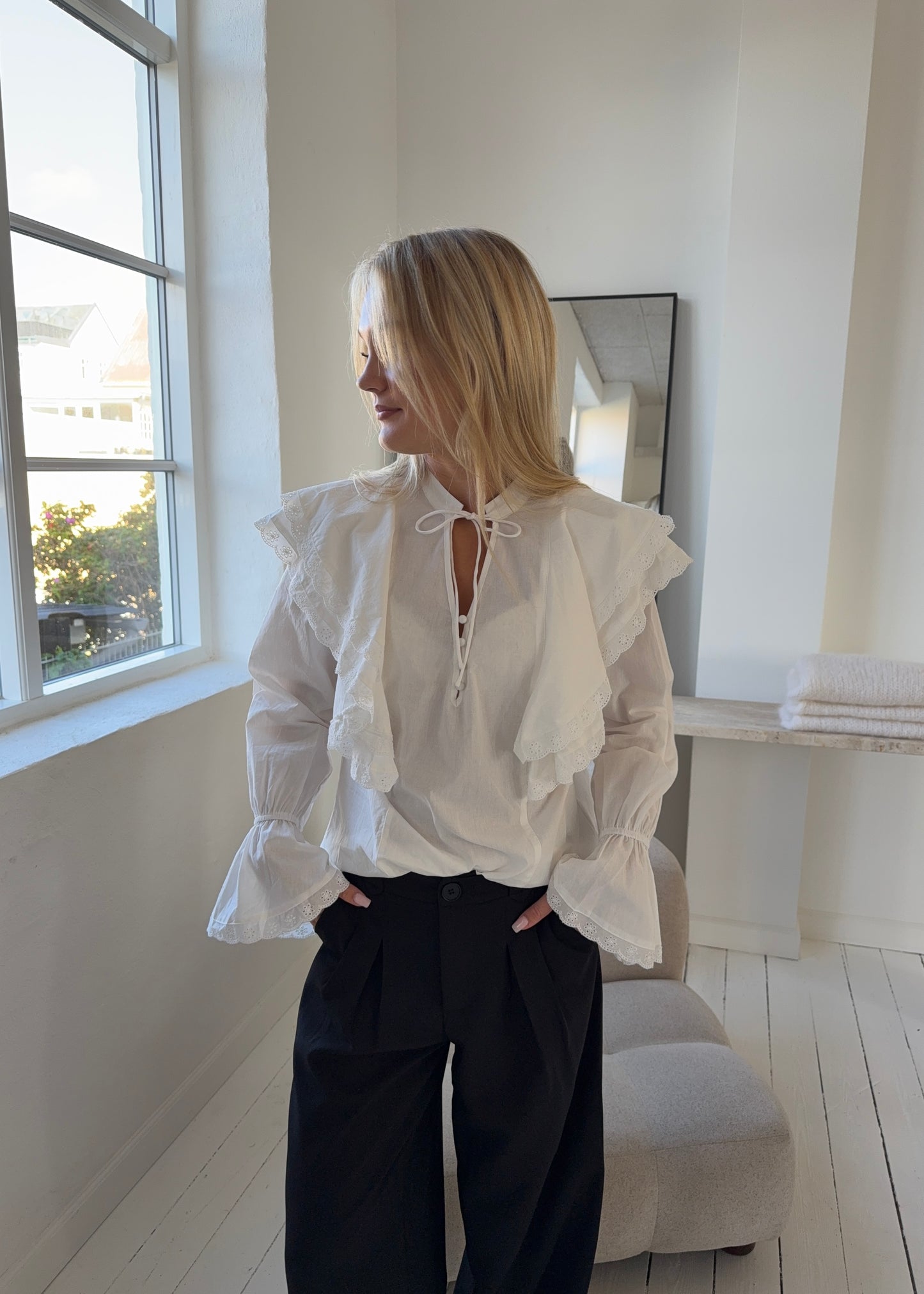 SIENNA SKJORTE - Hvid