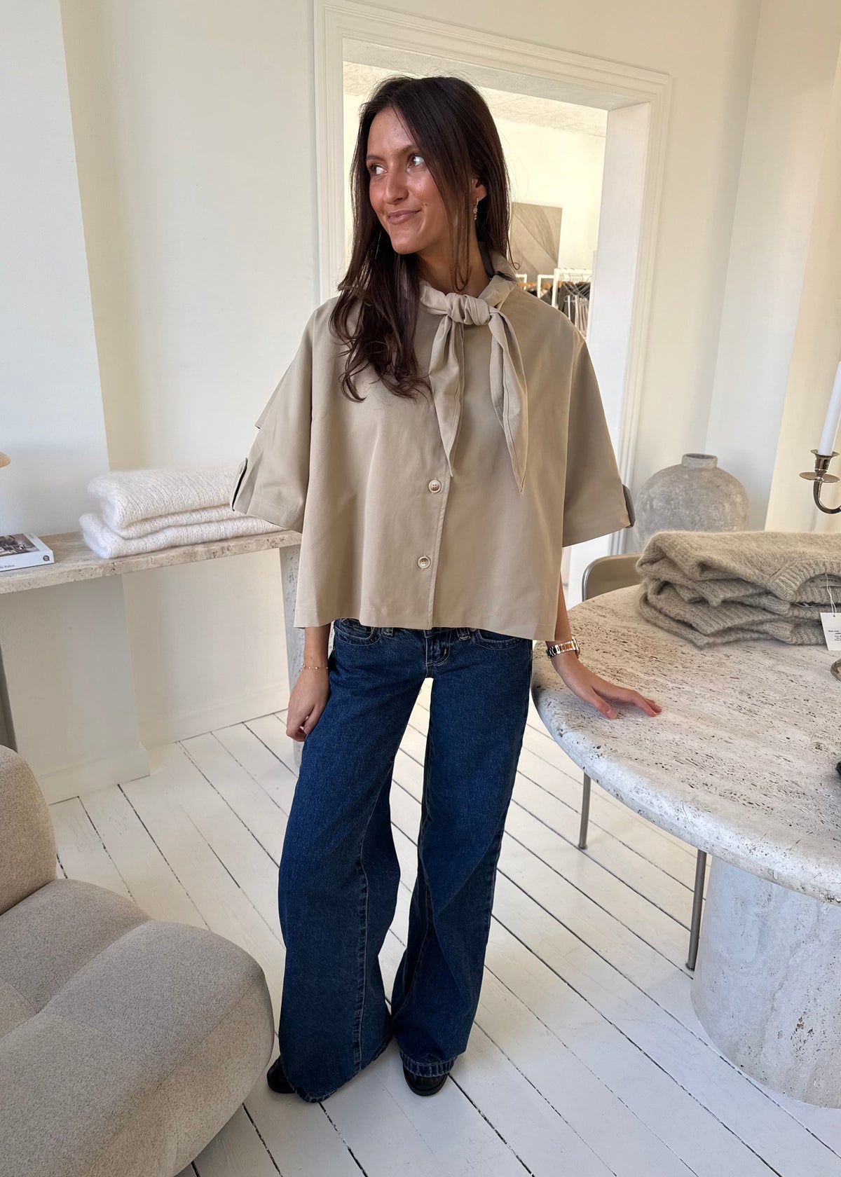 FLEUR CAPE JACKET - Beige