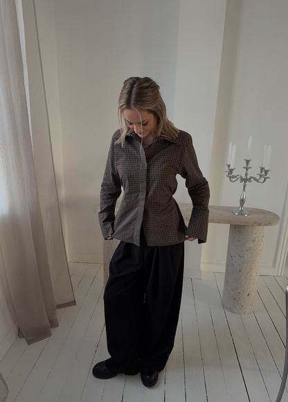 ROSA FITTED SHIRT - Brun