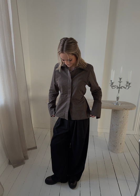 ROSA FITTED SHIRT - Brun