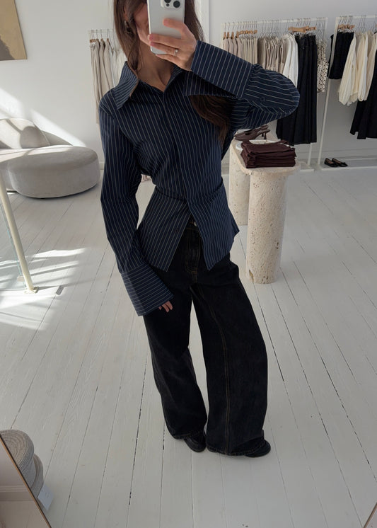 ROSA FITTED SHIRT - Blå/Hvid