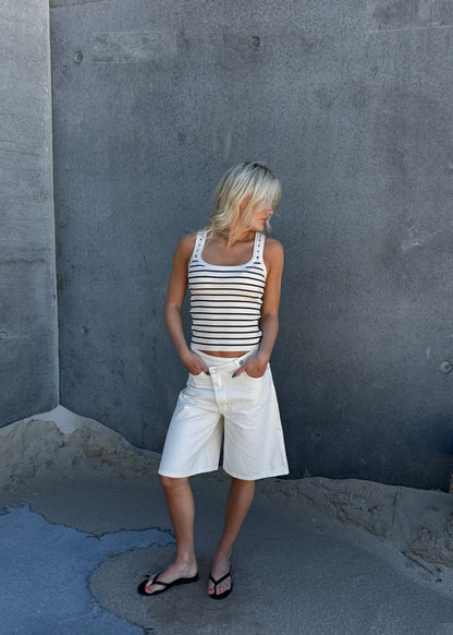 INGVILD SHORTS - Cream