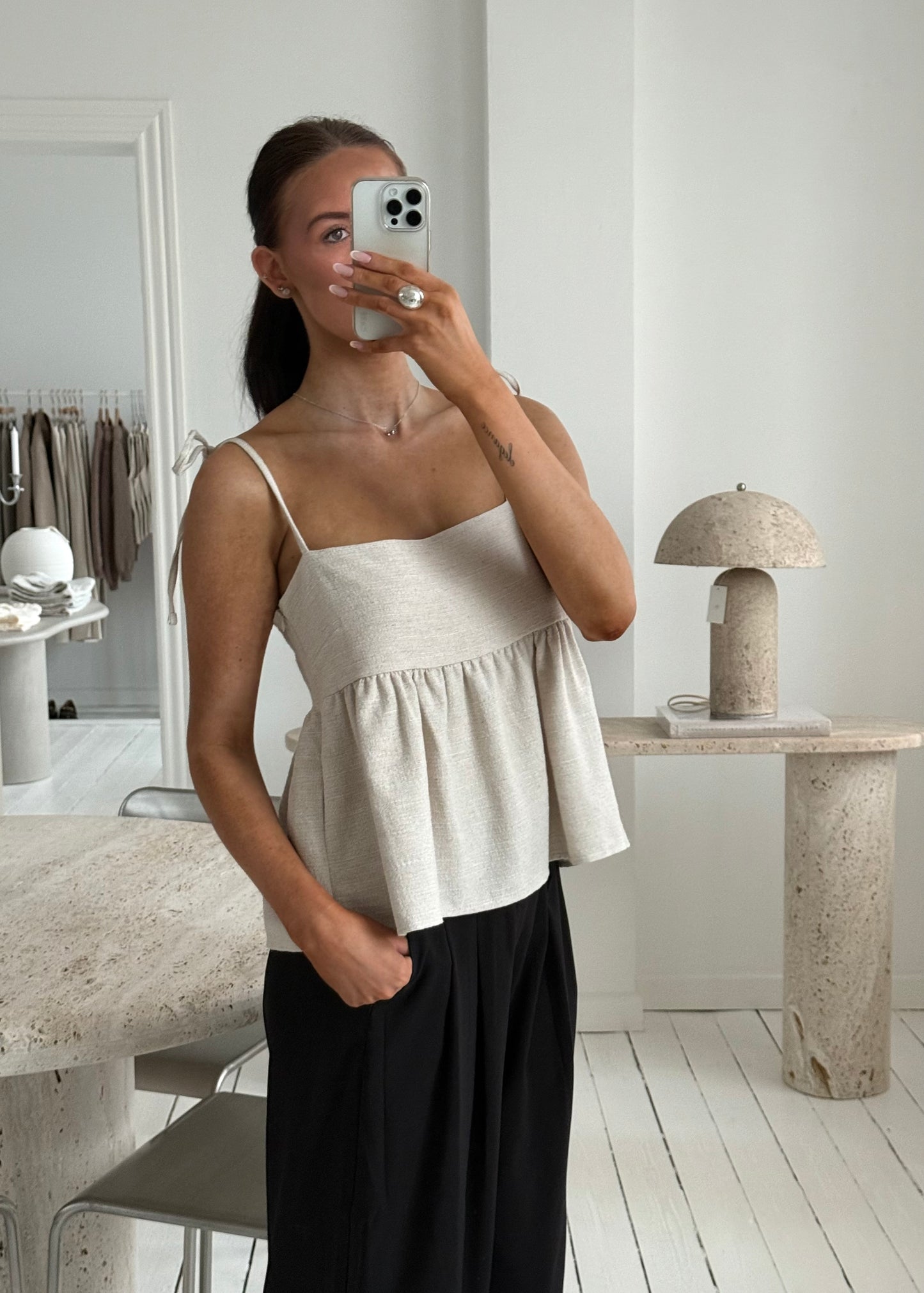 Mira-MAGDA Top - Beige
