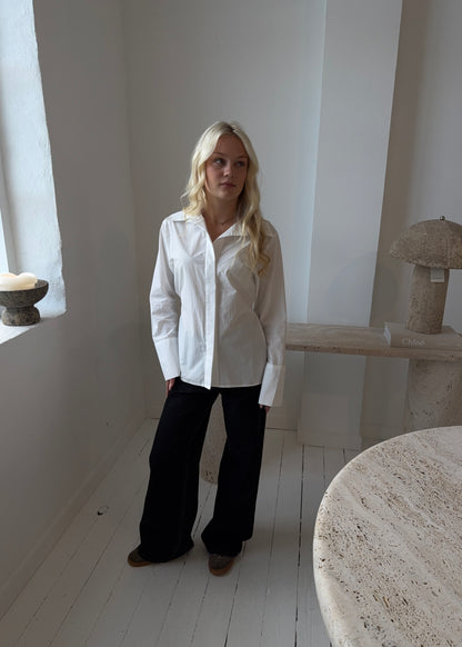 ROSA FITTED SHIRT - Hvid