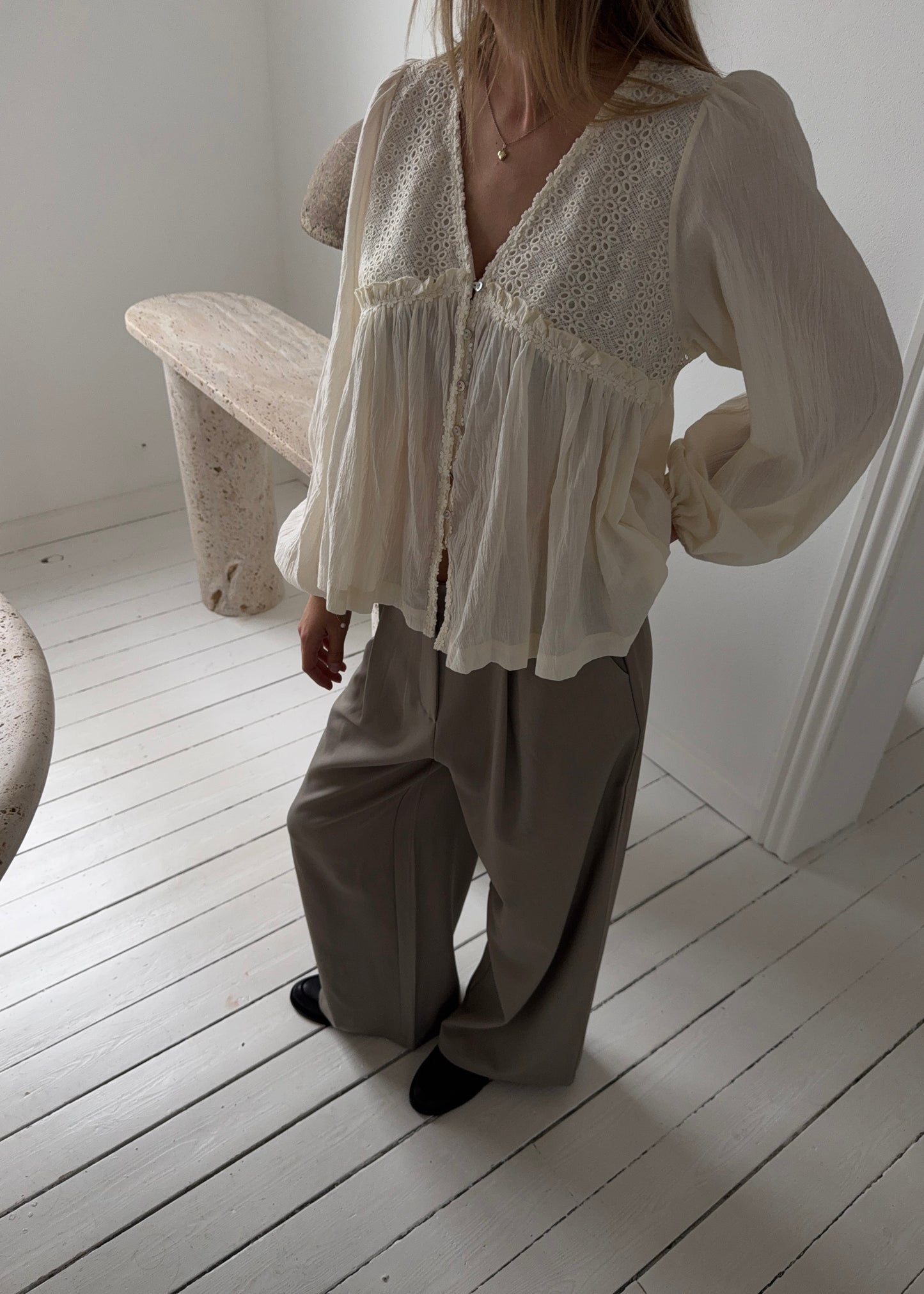 MAGDA SKJORTE - Råhvid