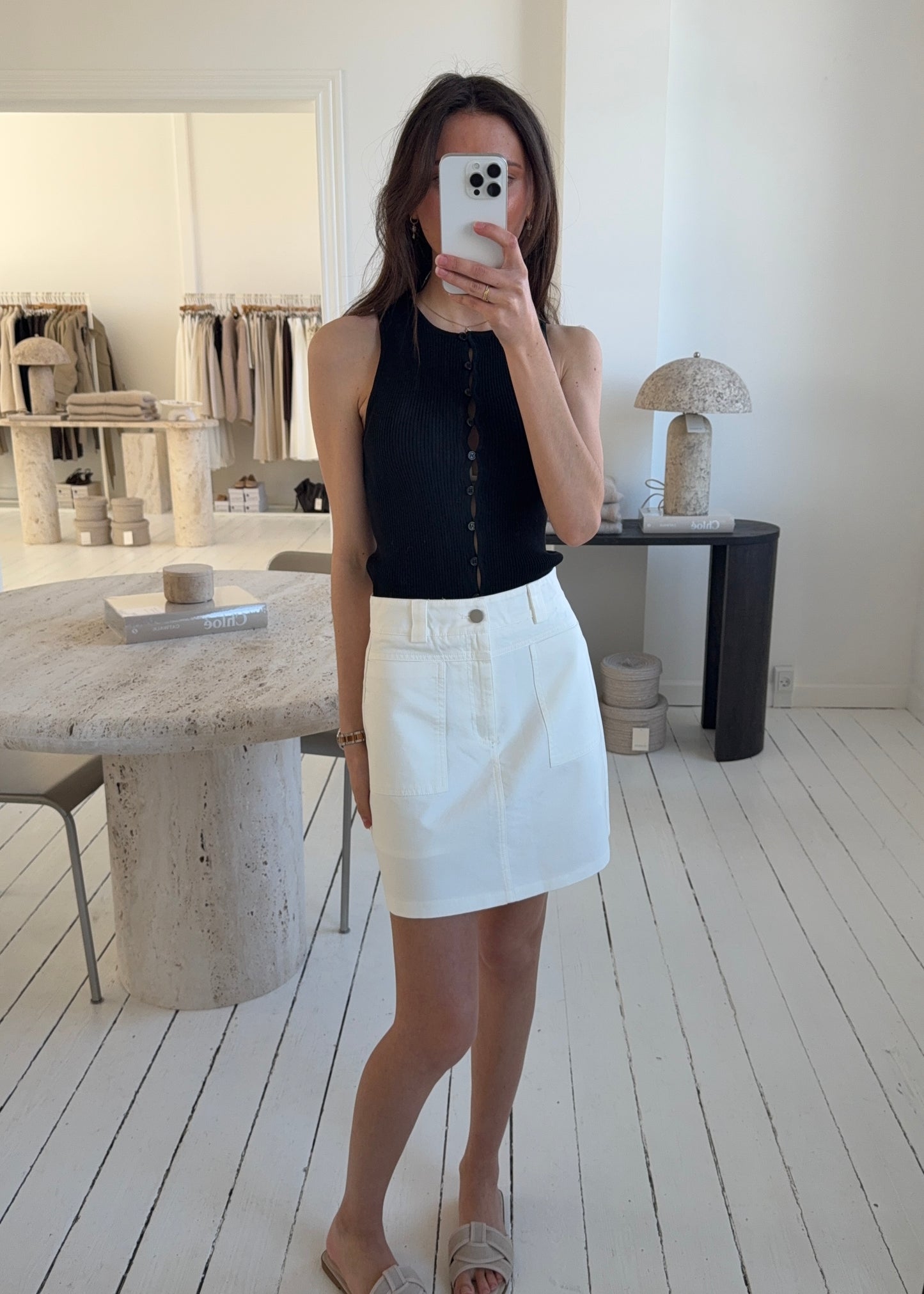 NOIRE MINI SKIRT - Hvid
