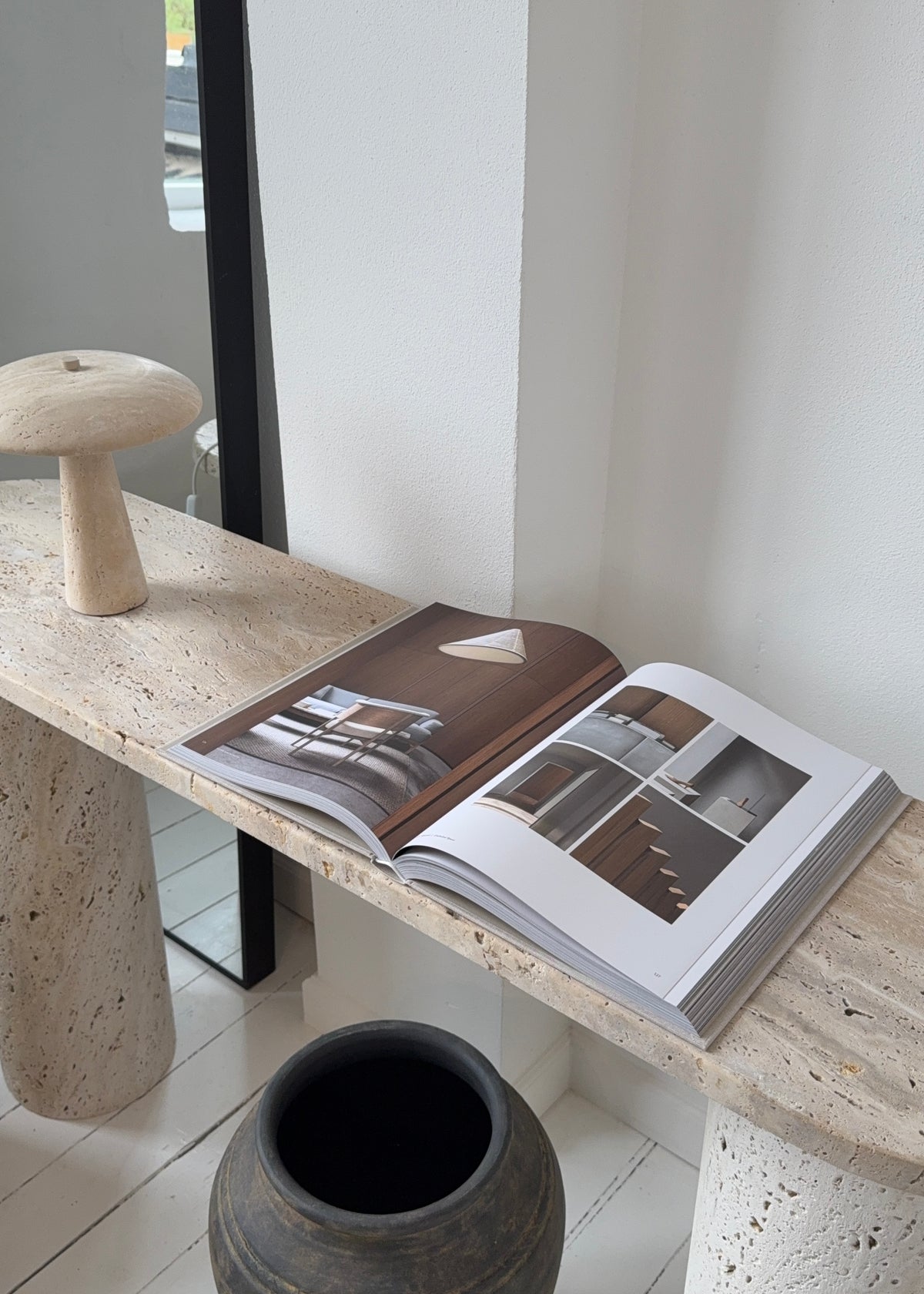 Soft Minimal - Book