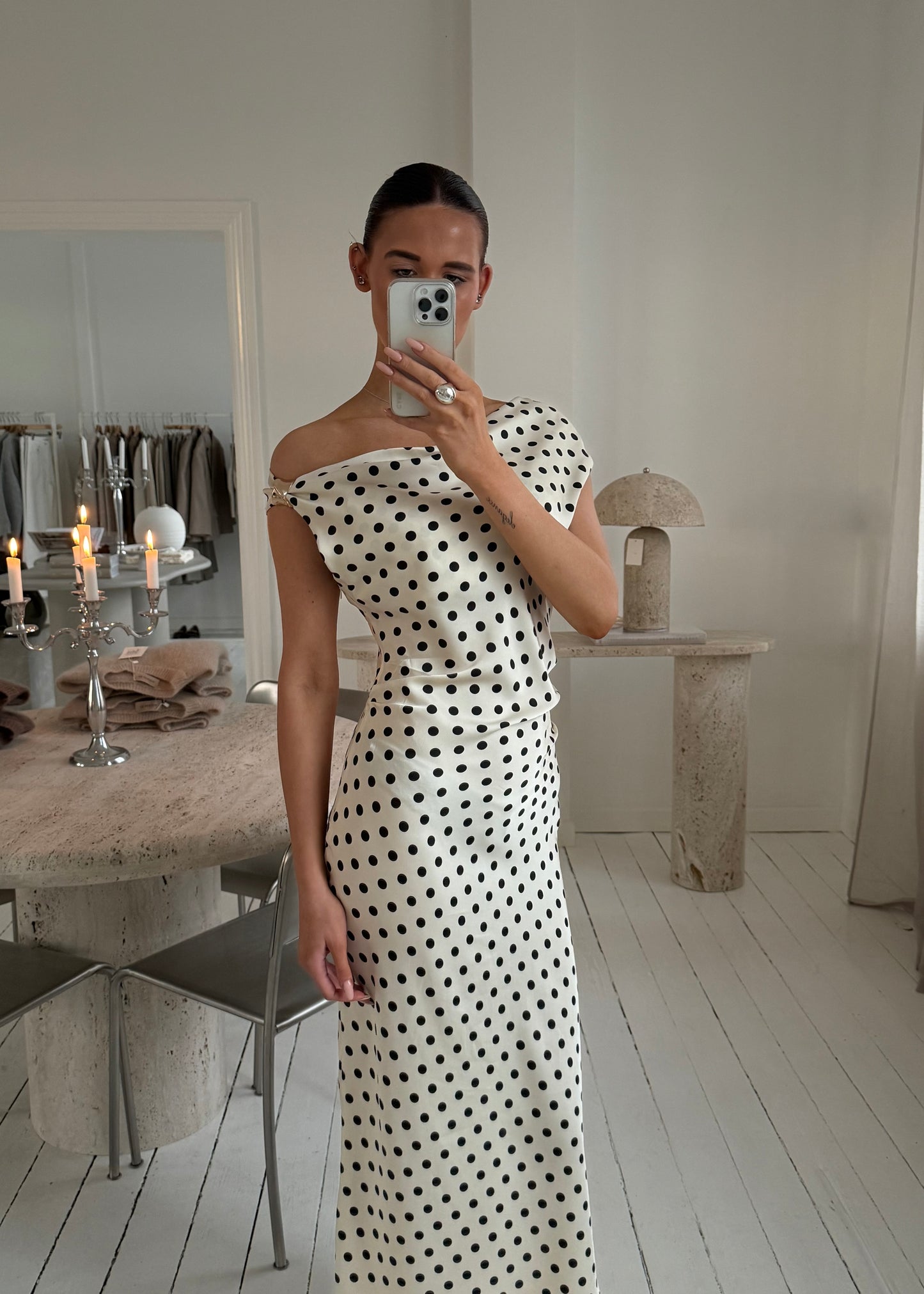 OLINE KJOLE - Sort/Hvid