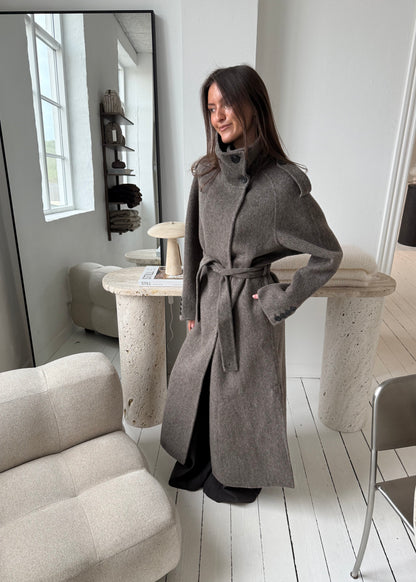 FLORINE ULDJAKKE LANG - Taupe