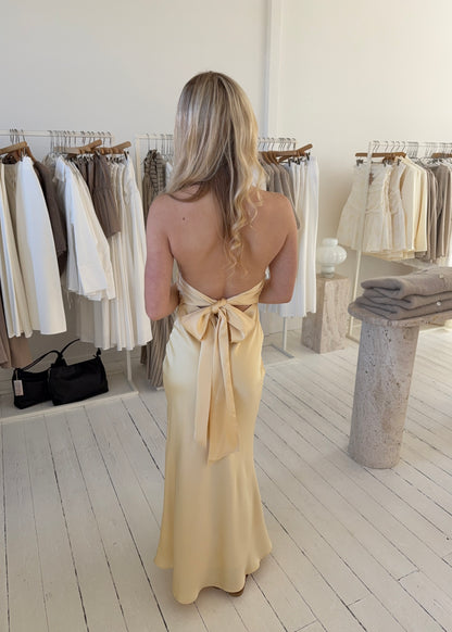 RONJA DRESS - Gul