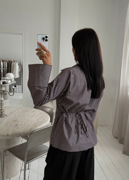 ROSA FITTED SHIRT - Brun