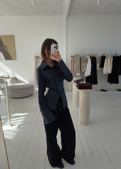 ROSA FITTED SHIRT - Blå/Hvid