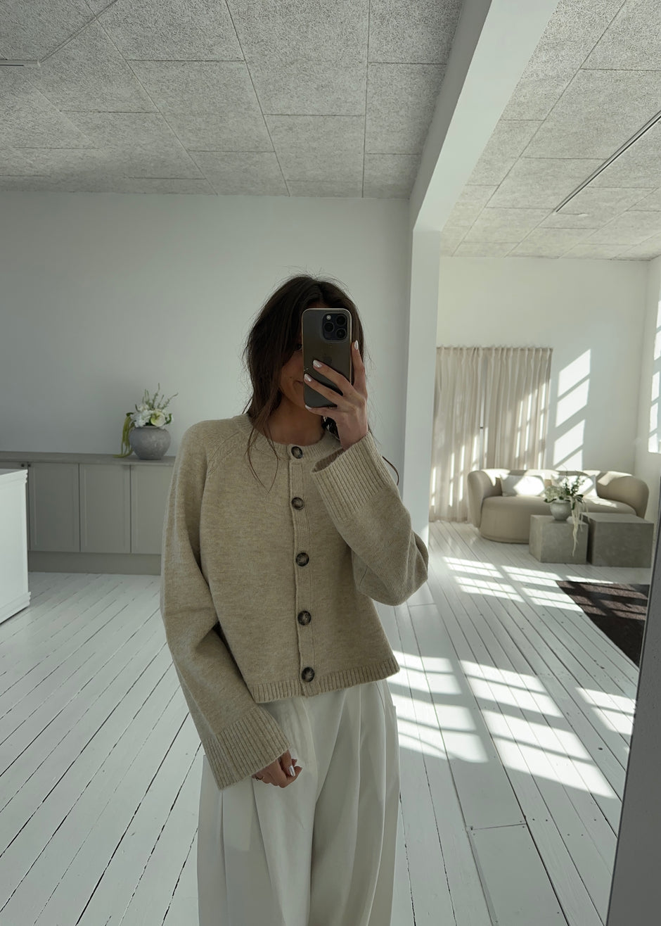Cardigan Makadamia 4 main image 0