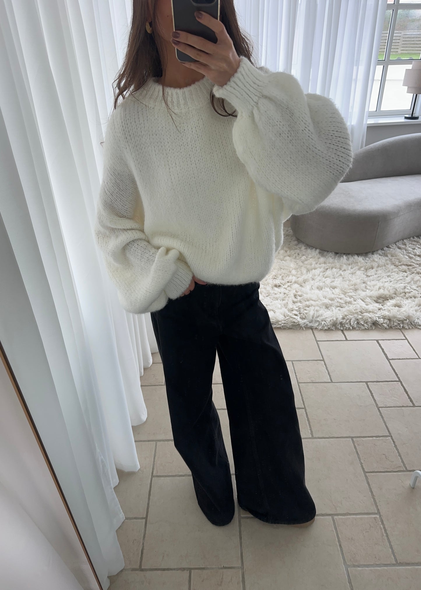 CHUNKY SWEATER